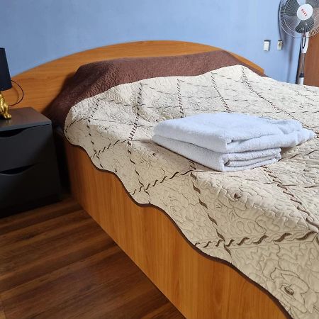 Penthouse Apartament 2 Floors, 2 Bedroom , 2 Bath, 120 Sqm , Inside Yard Parking Kluż-Napoka Zewnętrze zdjęcie