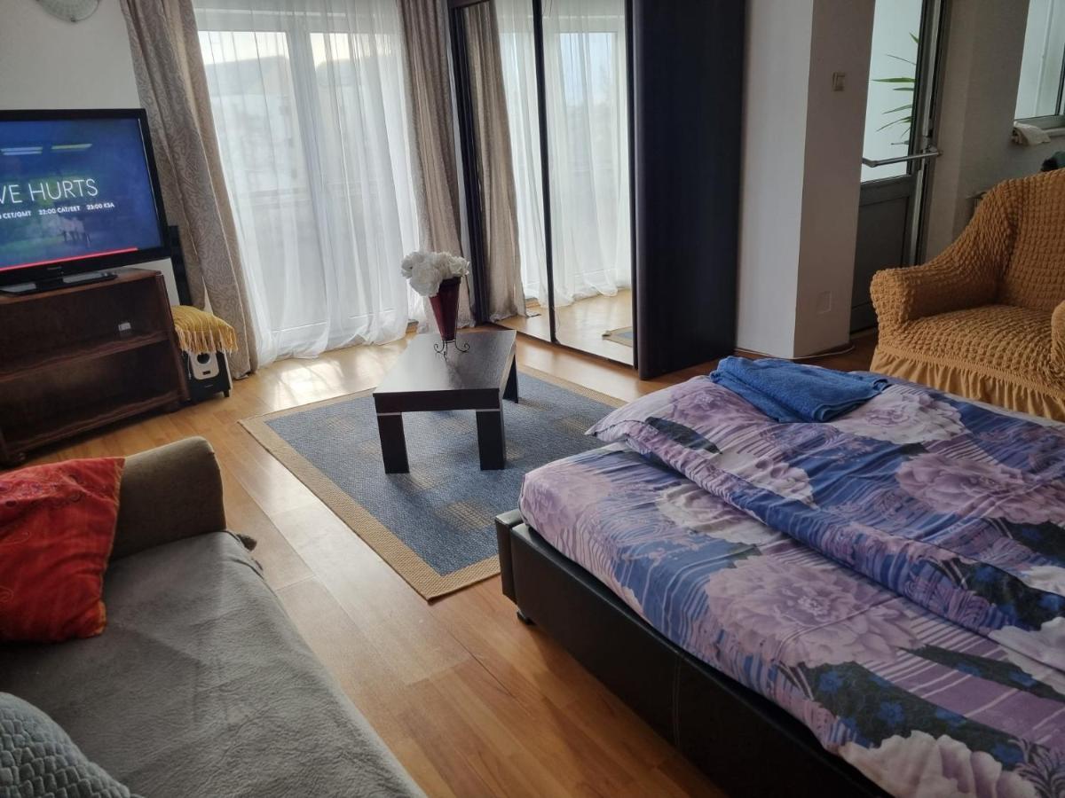 Penthouse Apartament 2 Floors, 2 Bedroom , 2 Bath, 120 Sqm , Inside Yard Parking Kluż-Napoka Zewnętrze zdjęcie