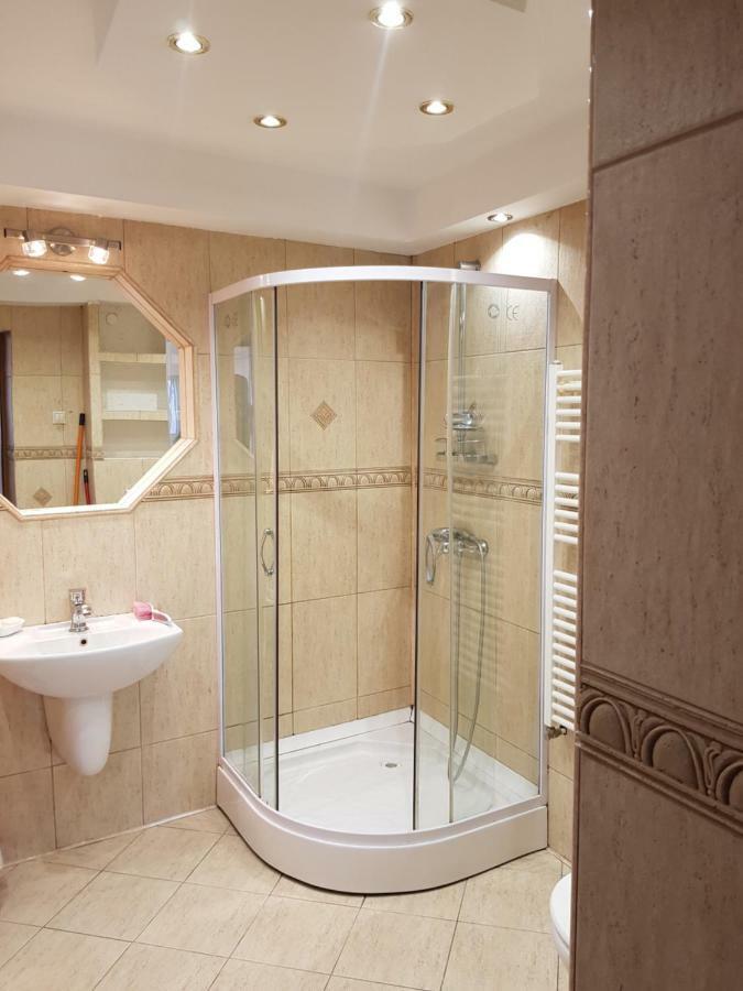 Penthouse Apartament 2 Floors, 2 Bedroom , 2 Bath, 120 Sqm , Inside Yard Parking Kluż-Napoka Zewnętrze zdjęcie